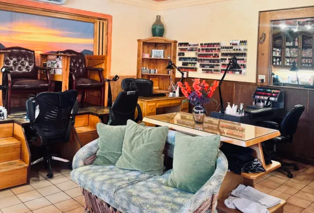 Spa de Cortez treatment space at Van Wormer Resorts.