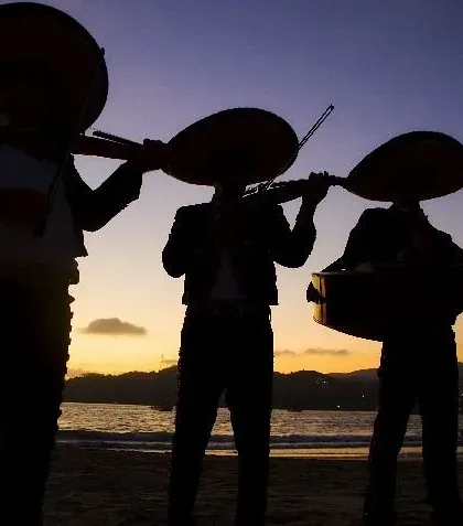 Beachfront wedding at Van Wormer Resorts.