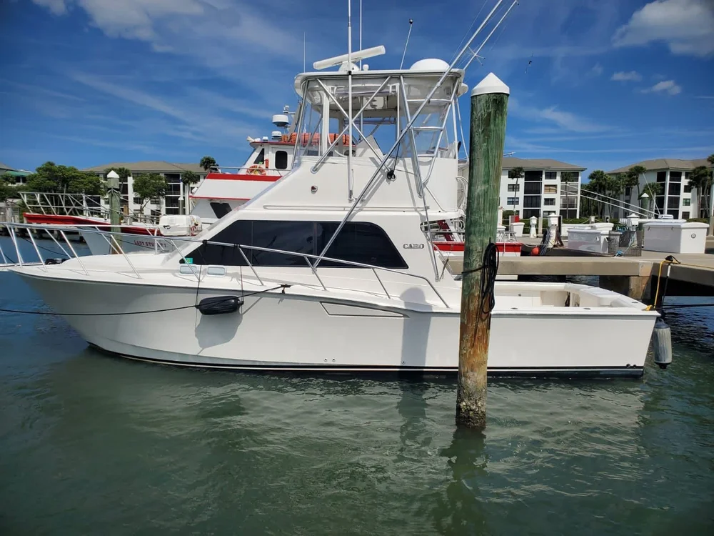 Cazadora II sportfishing boat.